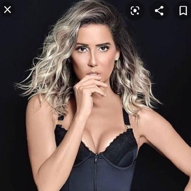 DEBORAH SECCO