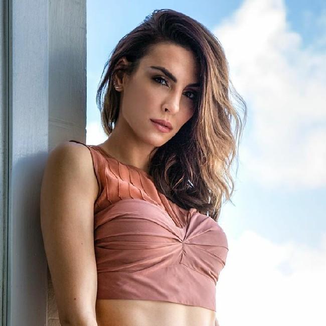 MEL FRONCKOWIAK