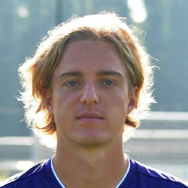 <> Sebastian Bornauw (IV)