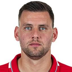<> Adam Szalai (ST)