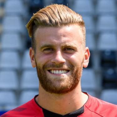 <> Lucas Höler (ST)