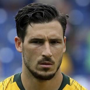 <> Mathew Leckie (RM)