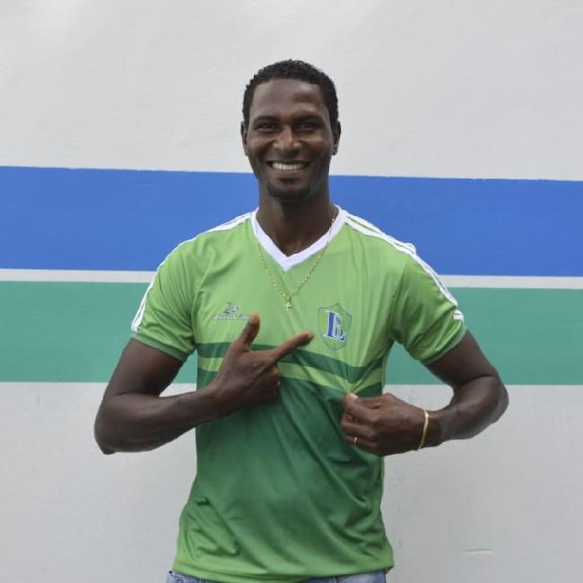 Adílio