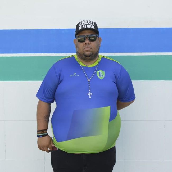 Júnior gordo auxiliar