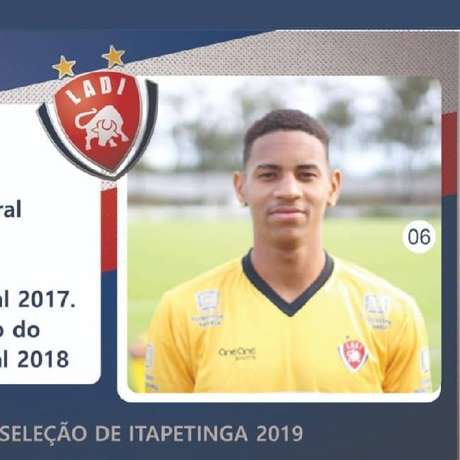 Felipinho ( André Felipe de Almeida Santos)