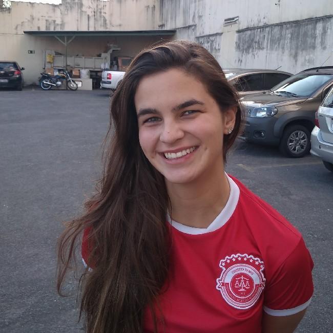 Julia Faria