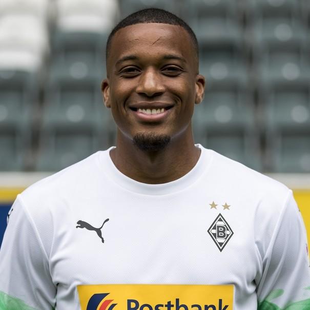 Alassane Pléa