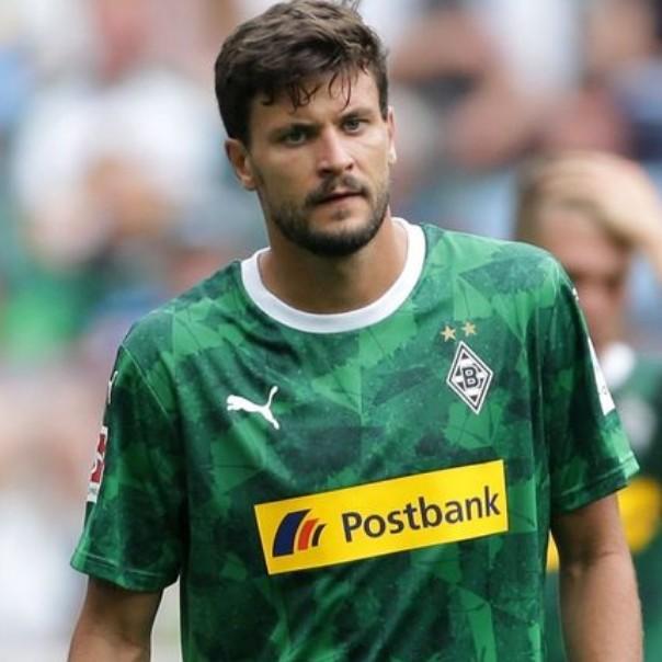 Tobias Strobl