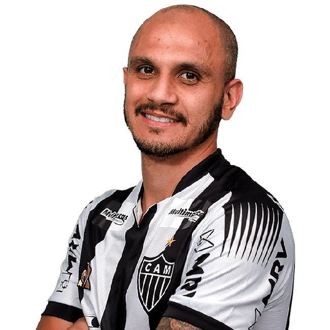 Fábio Santos