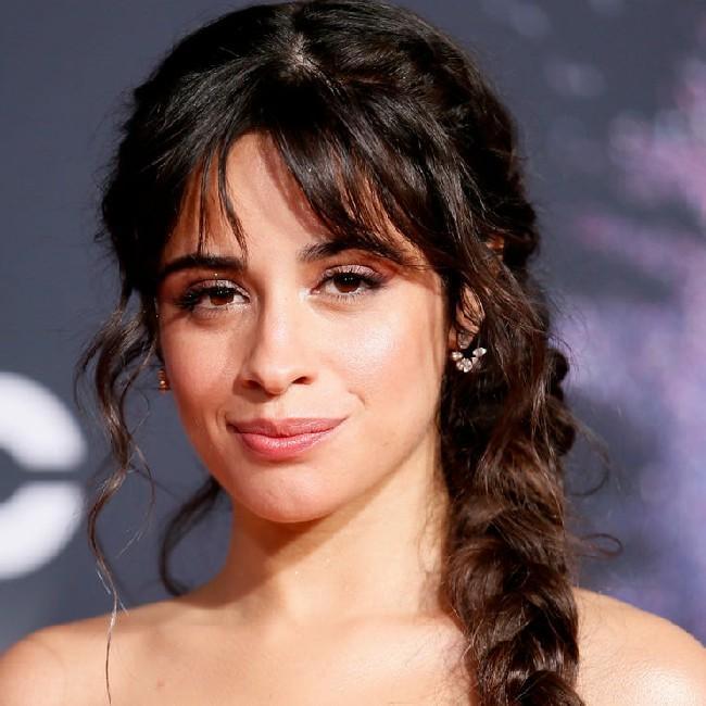6 Camila