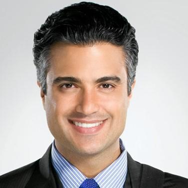 12 Jaime Camil