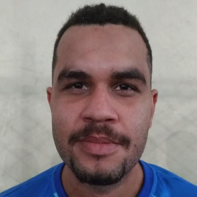 Adriano Silva