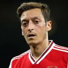 M. OZIL