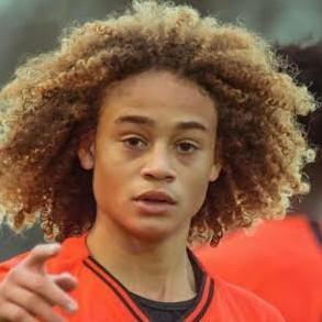 Xavi Simmons