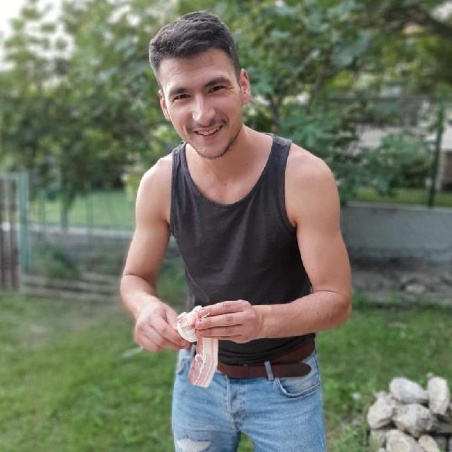 Deézsi Tamás
