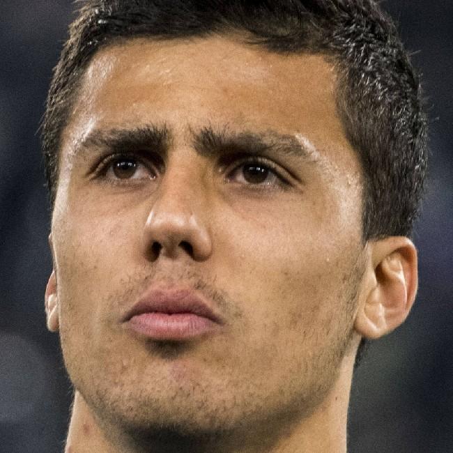 m 16 Rodri Hernandez