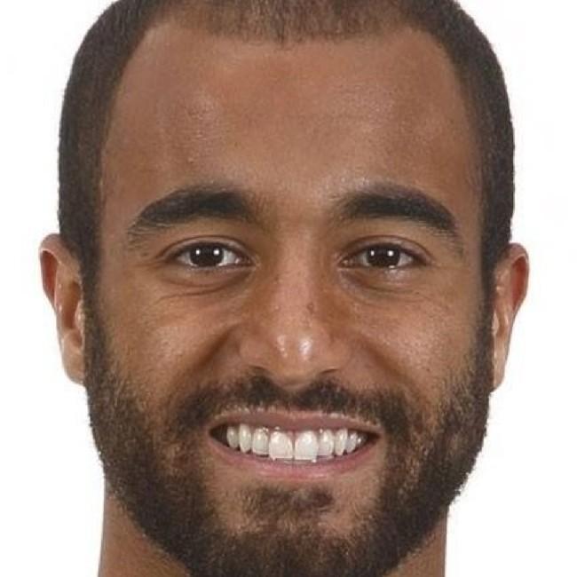 m 27 Lucas Mourra