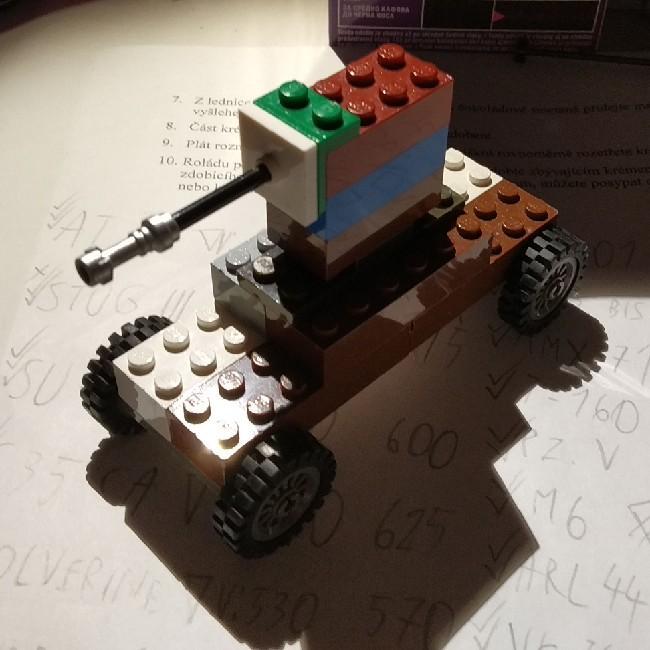 Lego KV-2