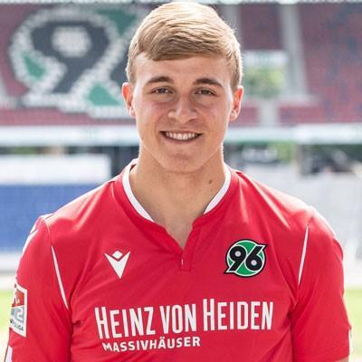 Timo Hübers