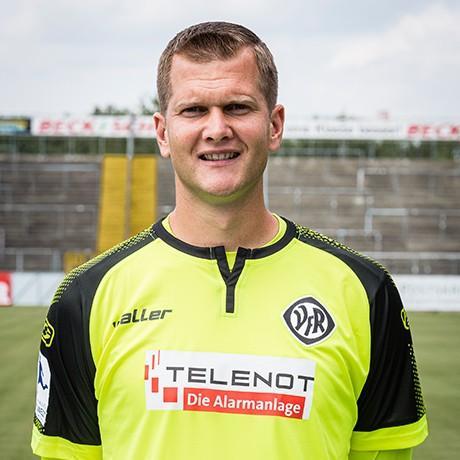 Daniel Bernhardt