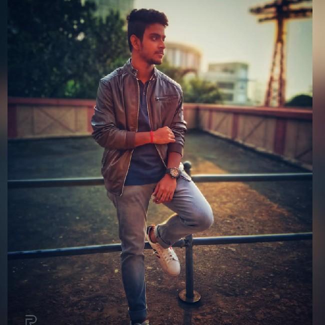 MAxkAsH (Akash B.)