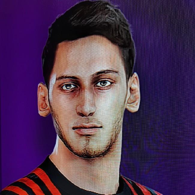 Hakan Calhanoglu