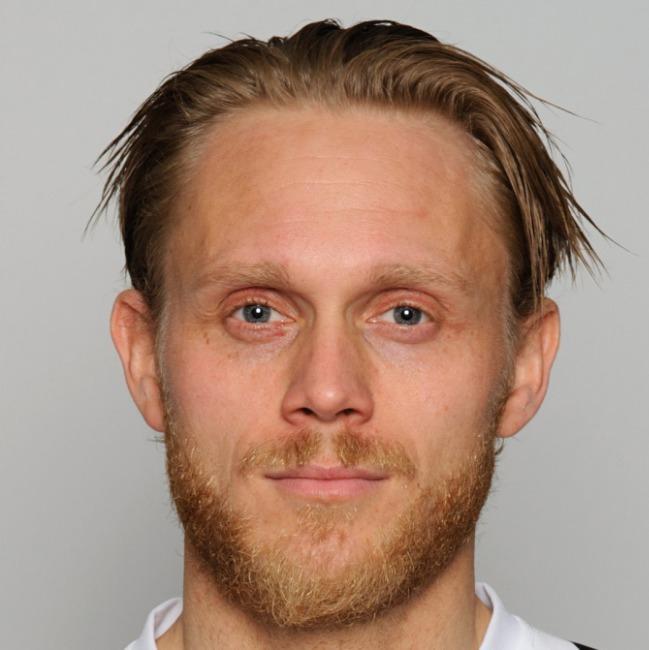Fredrik Nordkvelle