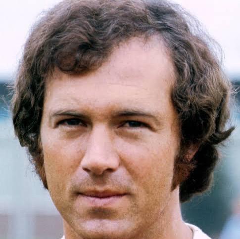 FRANZ BECKENBAUER
