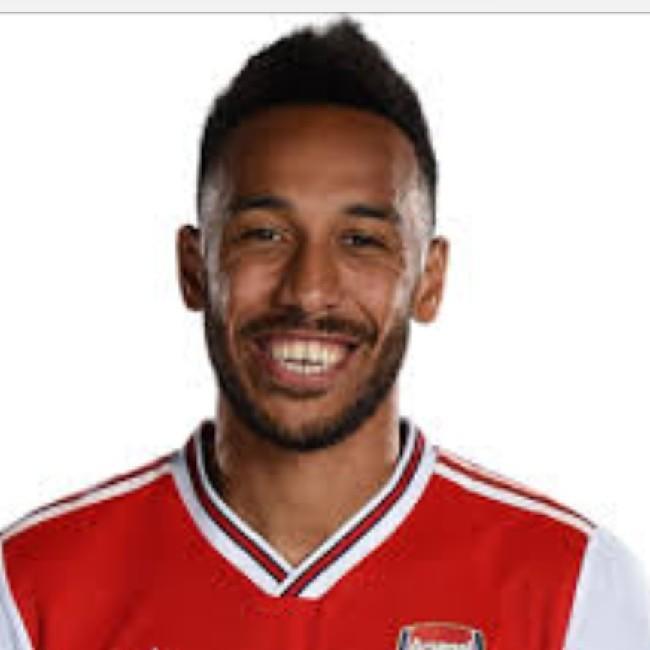 P E AUBAMEYANG