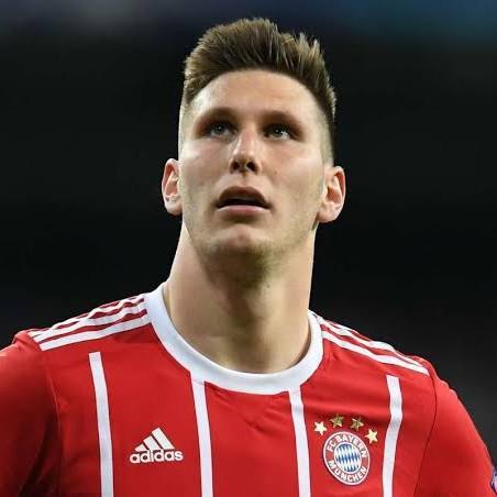 NIKLAS SÜLE