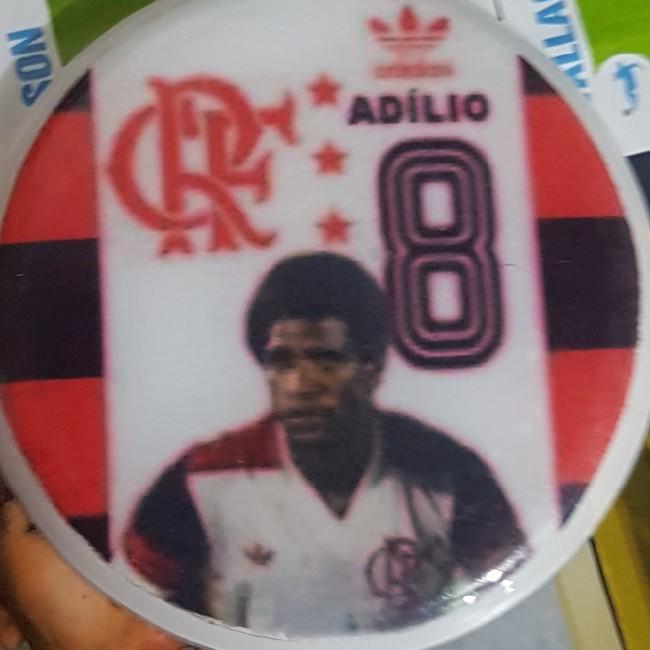 8 Adílio