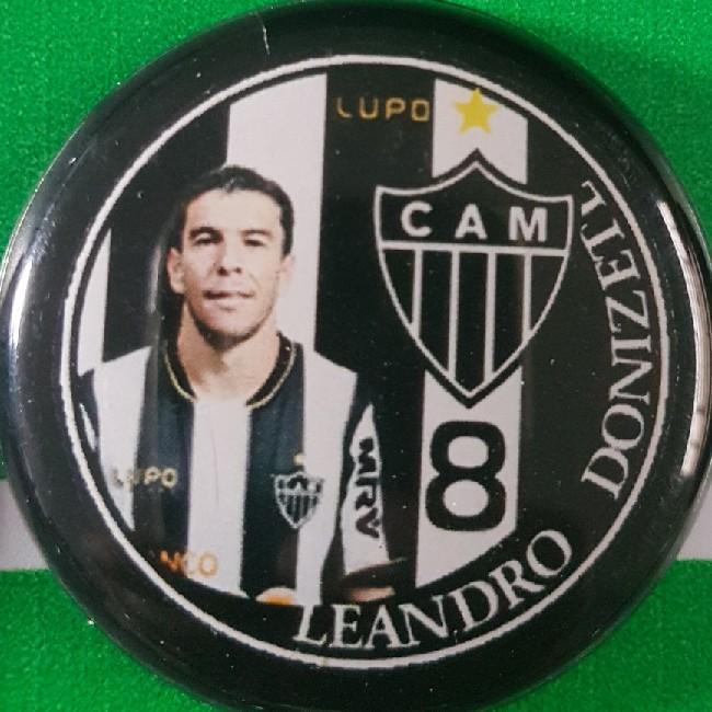 8 Leandro Donizete