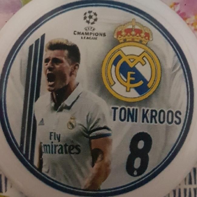 8 Toni Kroos