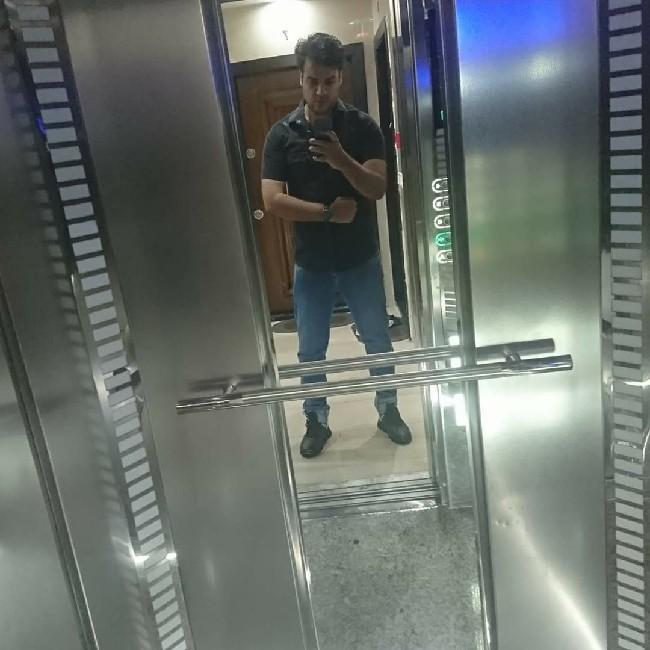 Yazdan Azarkamand