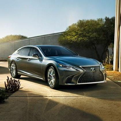 Lexus LS