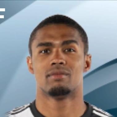 Douglas Costa