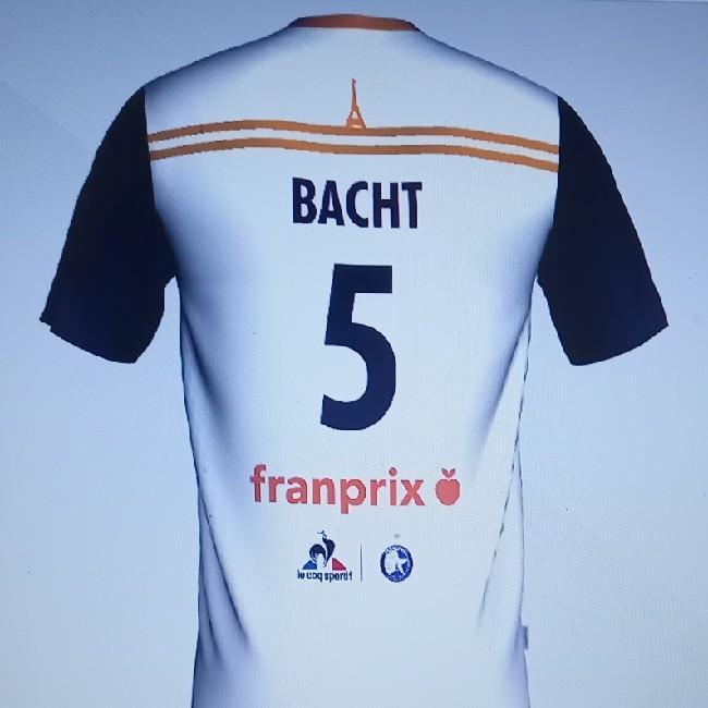Bacht