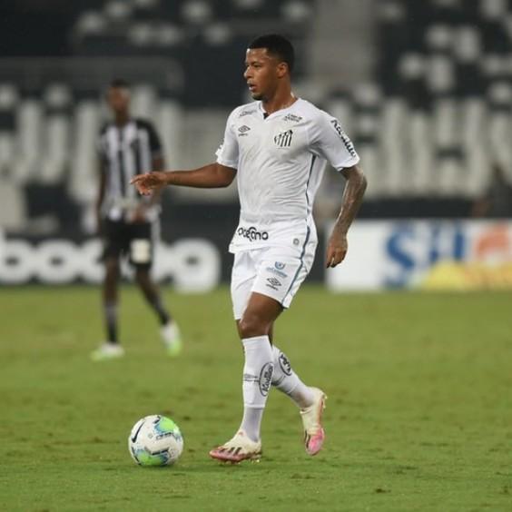 ATA Arthur Gomes