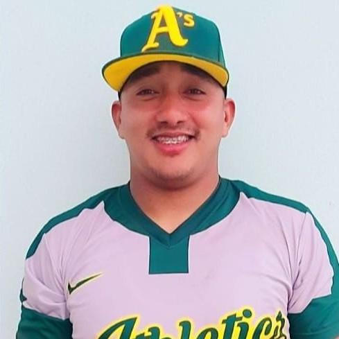 Leonard Martínez
