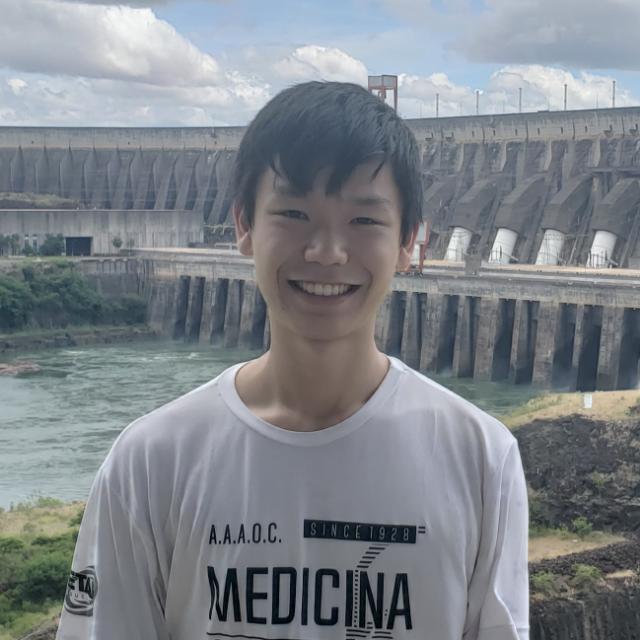 Lucas Tokio (Medicina USP)