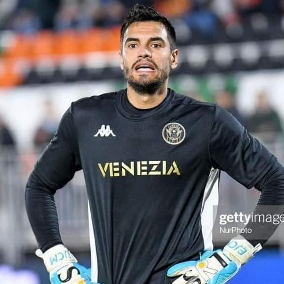 SERGIO ROMERO