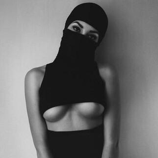 ༺༻صاحب العاهرة『SԲ』