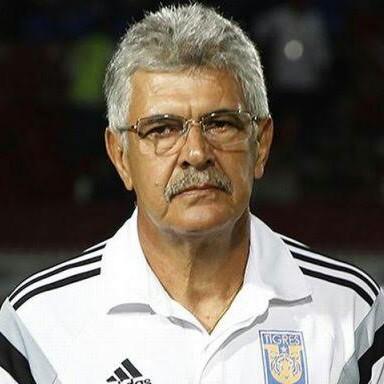 TUCA FERRETI