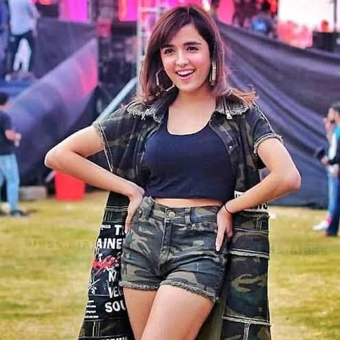 Shirley Setia