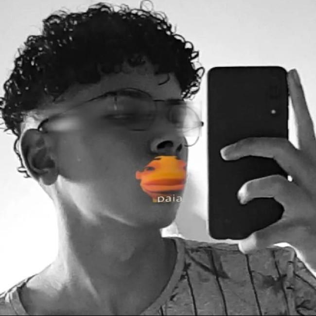 v4 VKAYLELE