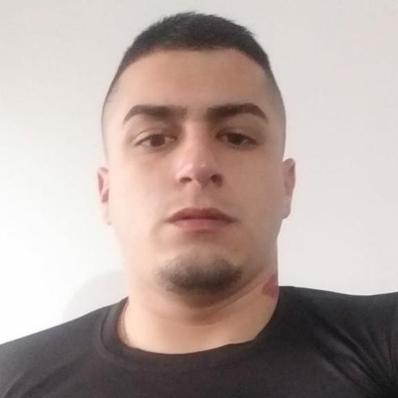 Charlie Andrés Carmona Bernal