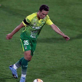 35- Valentin Larralde (meia)