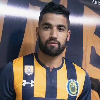 37- Emanuel Britez (zagueiro)