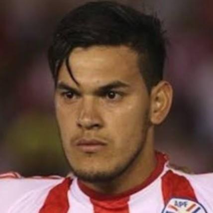 Zag - Gustavo Gomez