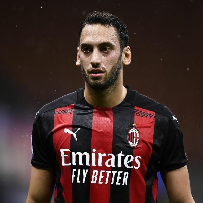 Hakan calhanoglu